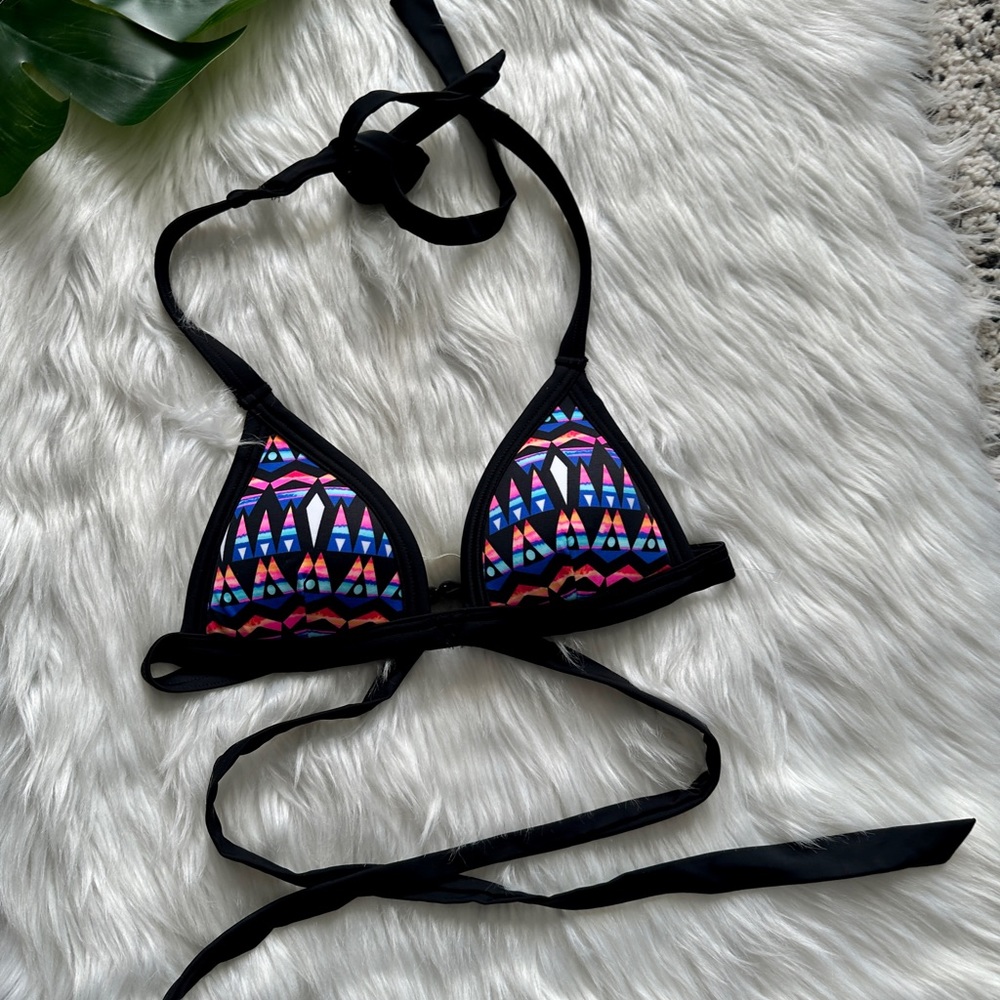 *sold* Victoria’s Secret Bikini Top - Picture 7 of 7